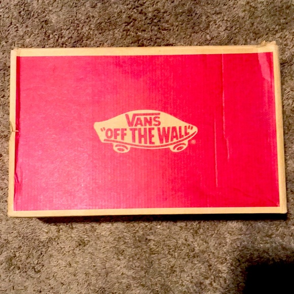 Vans Other - 🎊 VANS🔥off the wall (black hi tops) 💥Sz.9.5 with Box🎉 like (NEW) see pic’s